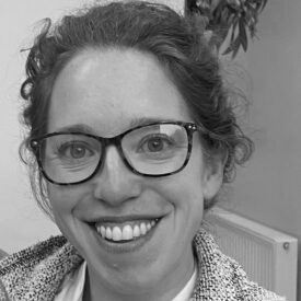 Dr Zoe Riddell